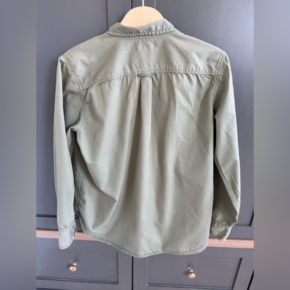 J. Crew Olive Green Cotton Button-Up Shirt •M • w/ Chest Pockets - Picture 5 of 6